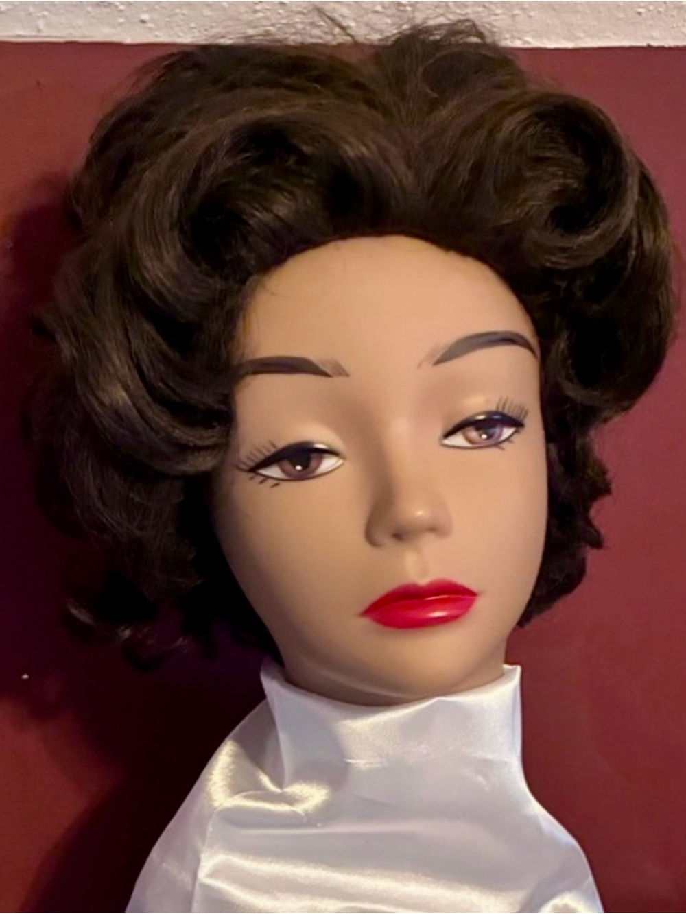 Women’s Short Curly Fashion Wig - Brown